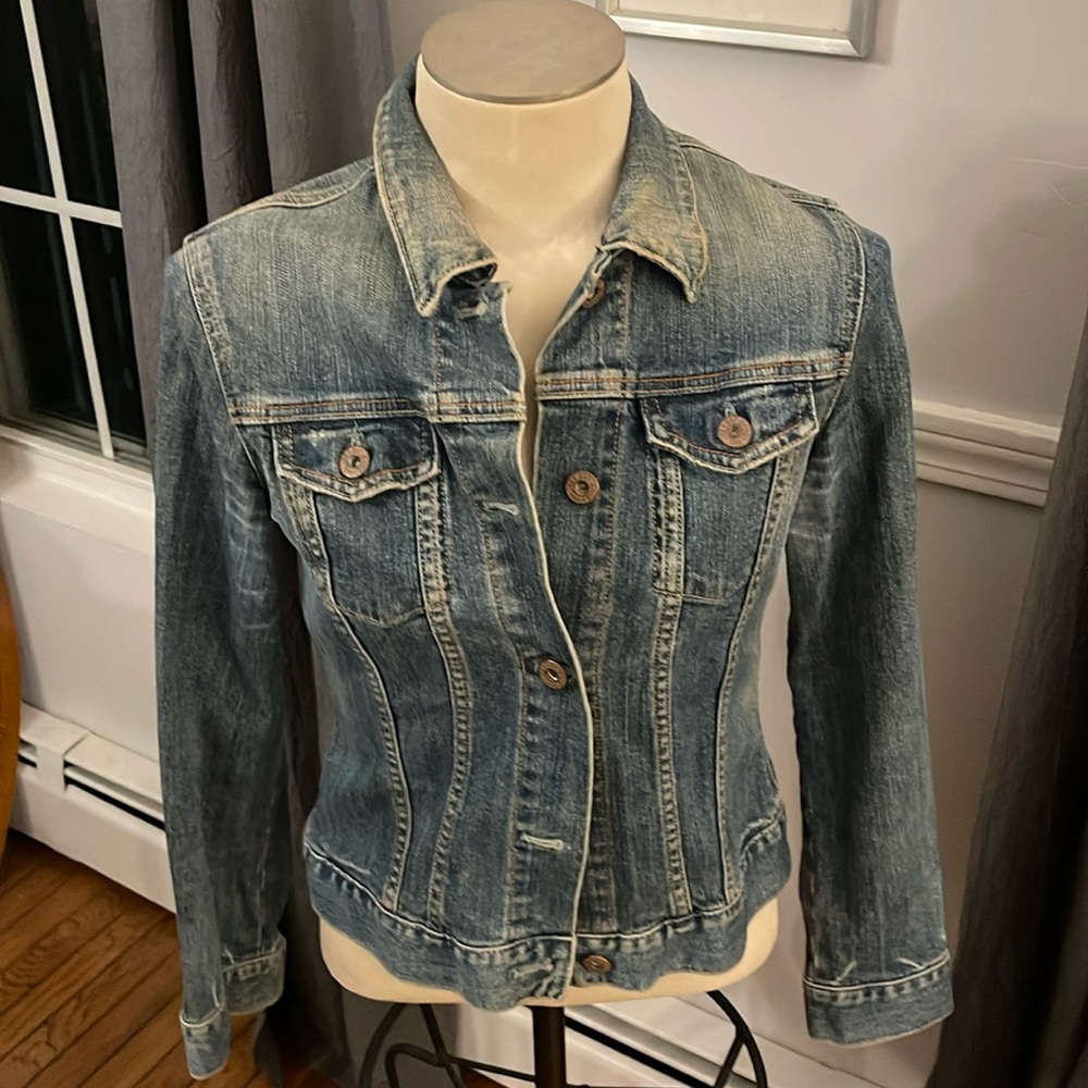 Vintage Gap Denim Jean Jacket Spring 2005 Womens Size Medium